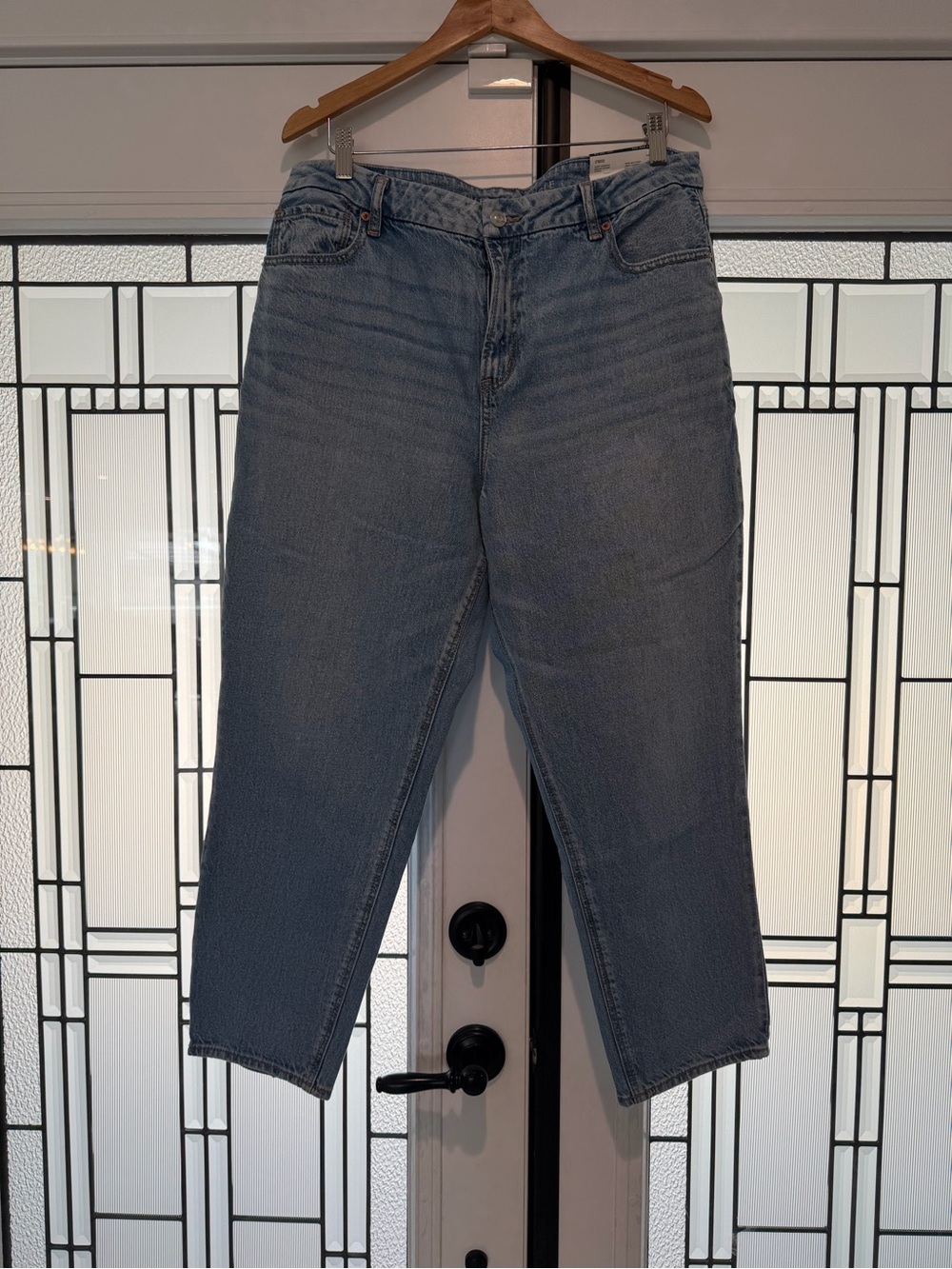 Classic Women's High-Rise Straight Jeans in Light Blue
